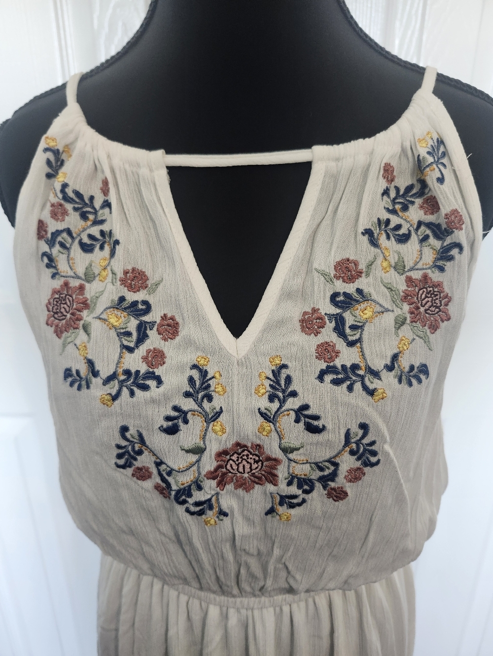 Rue 21 Size Small White Embroidered Halter Maxi Dress